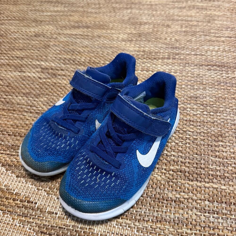 Nike Free RN 2018 Kids 10.5C Blue Running Shoes Sneakers 904259-400